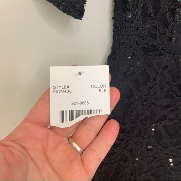 Women’s Juniors Reign On Black Lace Sequins Dress Size Large NWT - Picture 7 of 10